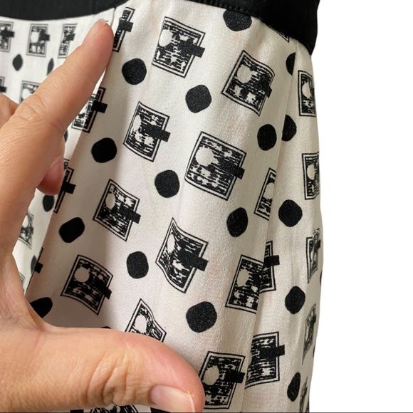CAROLINA HERRERA NEW YORK Fit Flare Sleeveless Black White Print Midi Dress 4 - Picture 12 of 16